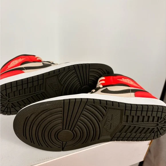 Nike Air Jordan 1 Mid Newsprint Ligth Oreowood Brown Size 10.5 - Picture 5 of 5